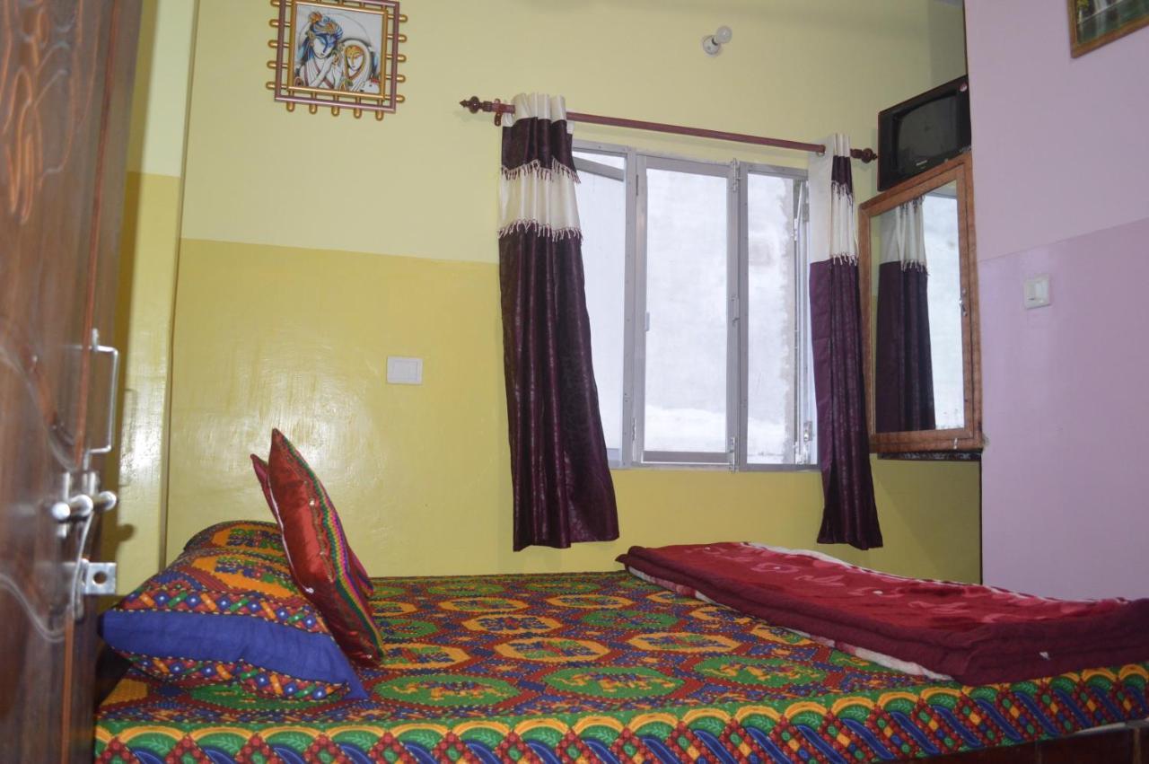 Azure Family Paying Guest House Varanasi Exterior foto
